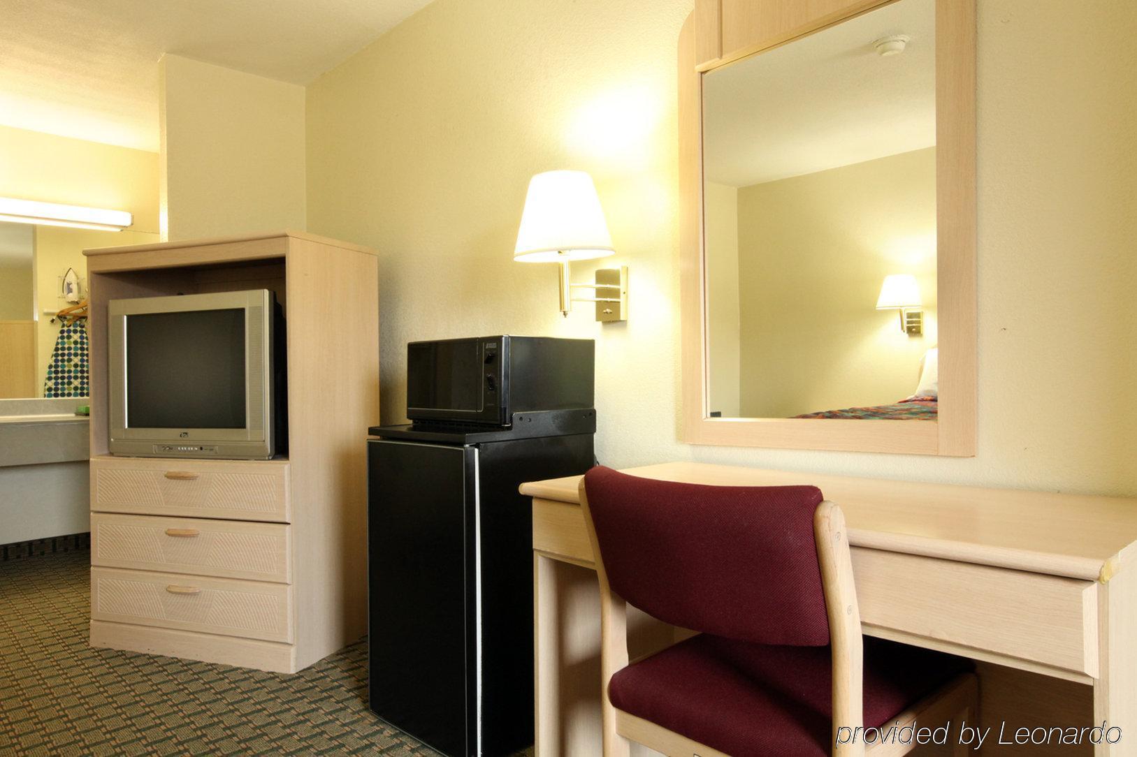 Americas Best Value Inn Cabot Quarto foto